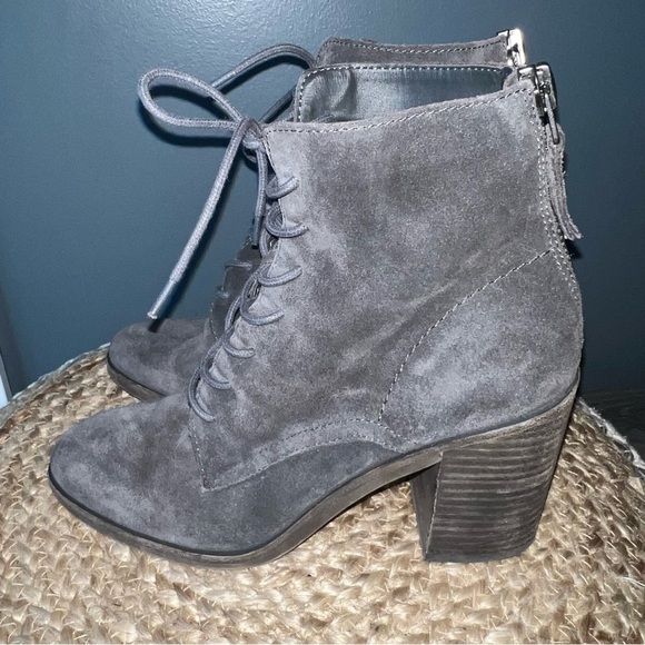 Dolce Vita Drew Pewter Suede Ankle Booties - Picture 3 of 10